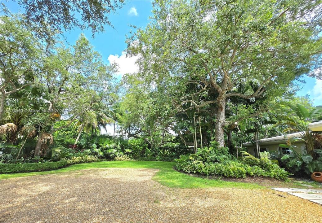 7895 SW 122nd St, Pinecrest, Florida 33156, USA
