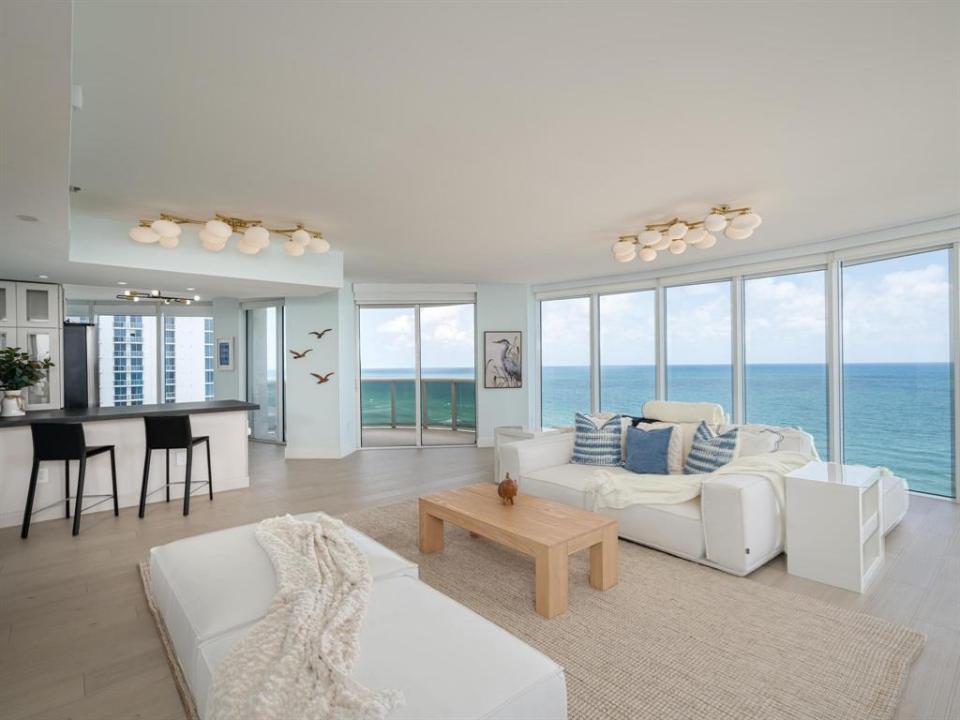 17201 Collins Ave 1501, Ocean 4, Sunny Isles Beach, Florida 33160