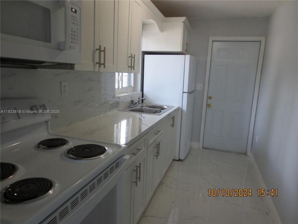 1141 NW 30th St 1141, Miami, Florida 33127, HOA KỲ