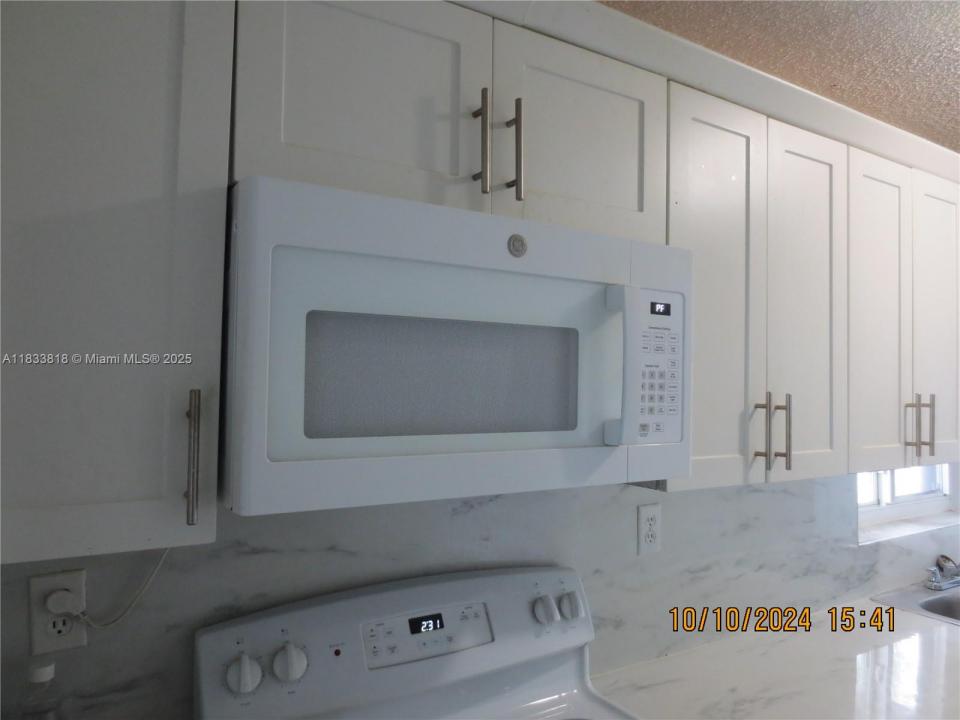 1141 NW 30th St 1141, Miami, Florida 33127, HOA KỲ
