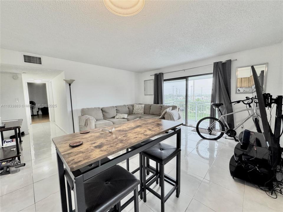 505 S Pine Island Rd 407B, Plantation, フロリダ 33324, アメリカ合衆国
