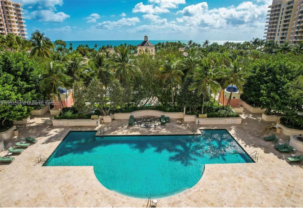 785 Crandon Blvd 302, Key Biscayne, פלורידה 33149, ארצות הברית של אמריקה