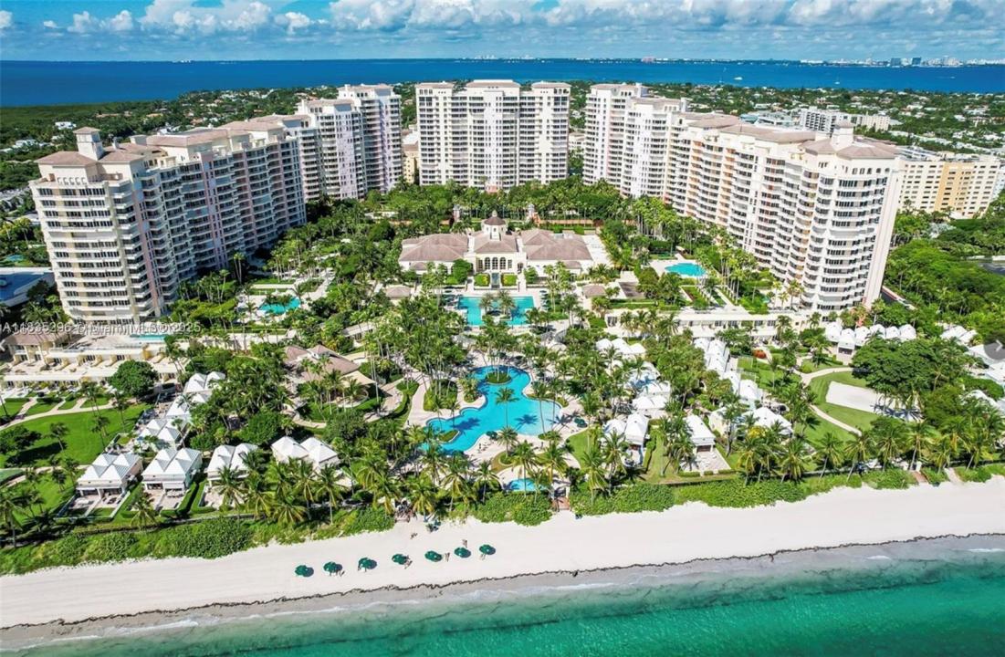 785 Crandon Blvd 302, Key Biscayne, פלורידה 33149, ארצות הברית של אמריקה