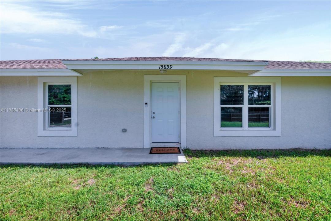 15859 N 68th Ct N, Loxahatchee, Florida 33470, USA