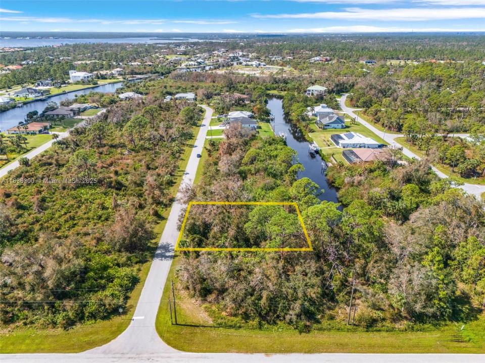 13301 Palau CIR, Port Charlotte, 佛羅里達州 33953, 美國