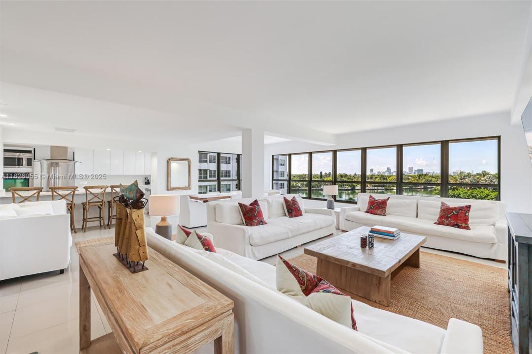 9102 W Bay Harbor Dr 5-D, Bay Harbor Islands, Florida 33154, Estados Unidos
