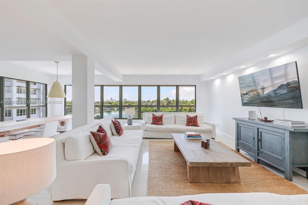 9102 W Bay Harbor Dr 5-D, Bay Harbor Islands, Florida 33154, Estados Unidos