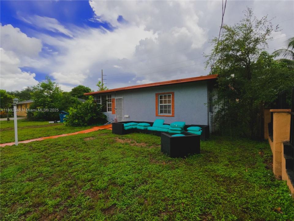 1841 NW 86th Ter, Miami, Florida 33147, Estados Unidos