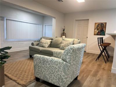 8921 NW 17th Ave, Miami, Florida 33147, USA