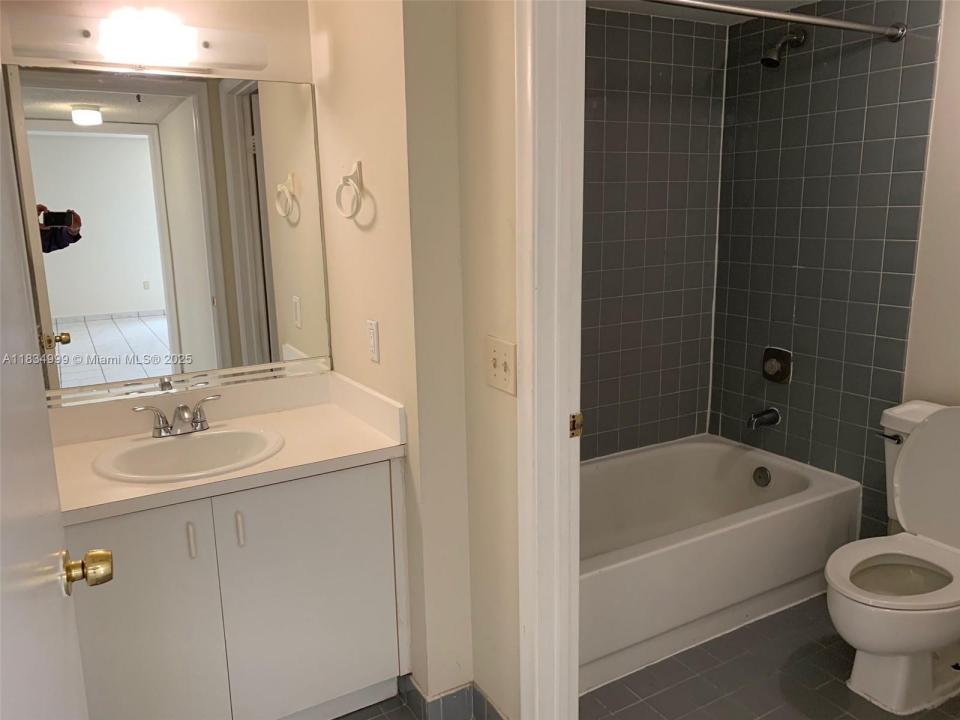 Miami, Florida 33172, Estados Unidos