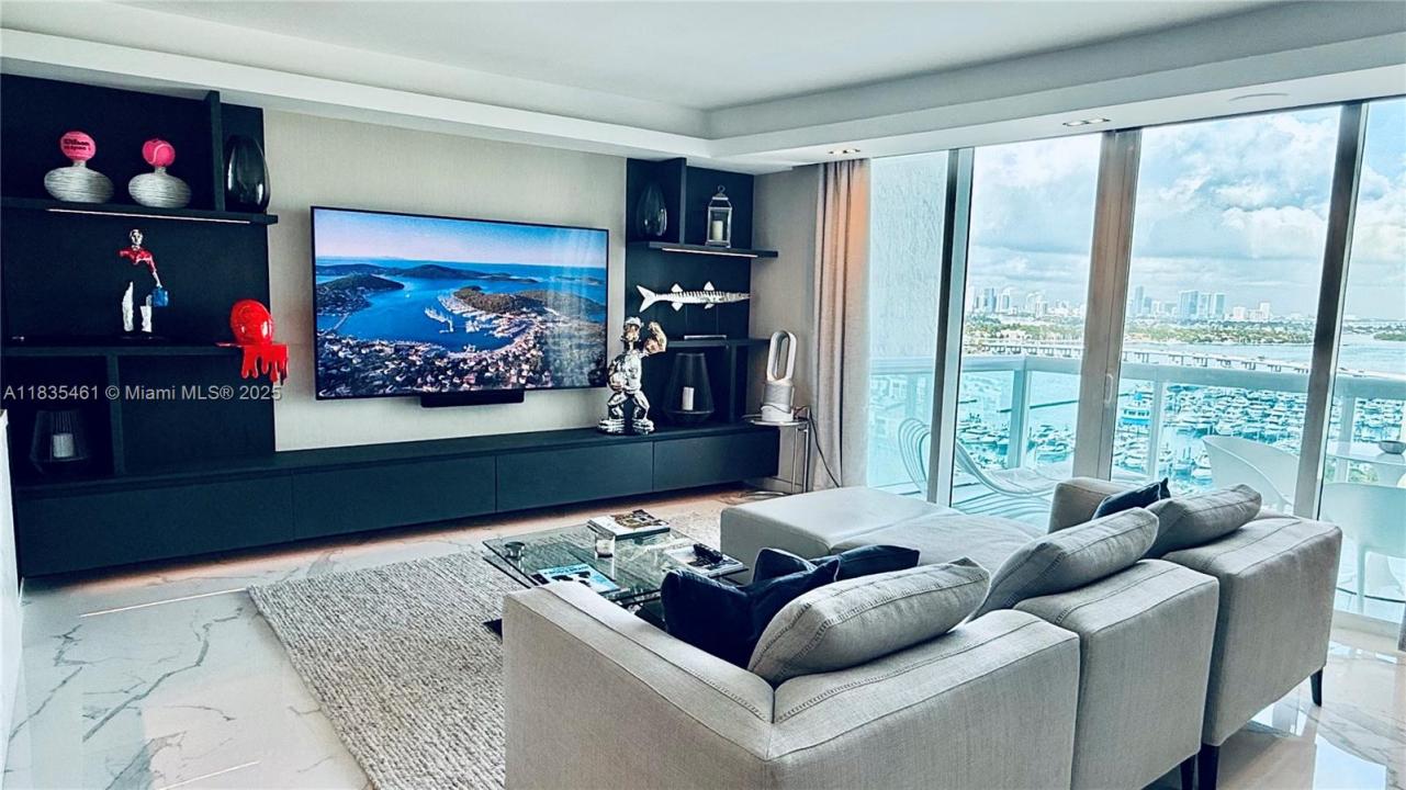 1000 S Pointe Dr 1706, Miami Beach, فلوريدا 33139, الولايات المتحدة