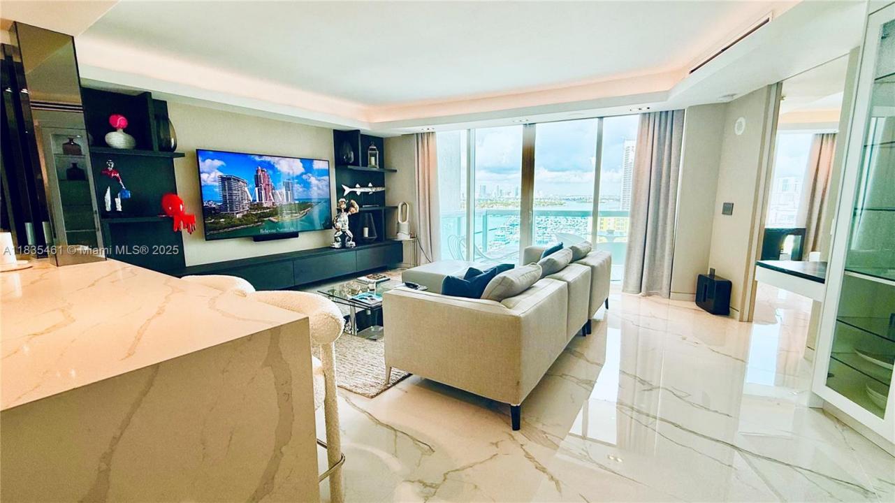 1000 S Pointe Dr 1706, Miami Beach, فلوريدا 33139, الولايات المتحدة