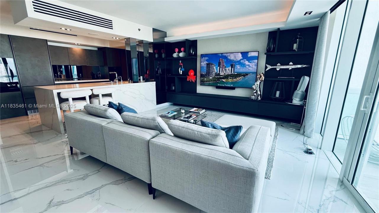 1000 S Pointe Dr 1706, Miami Beach, فلوريدا 33139, الولايات المتحدة
