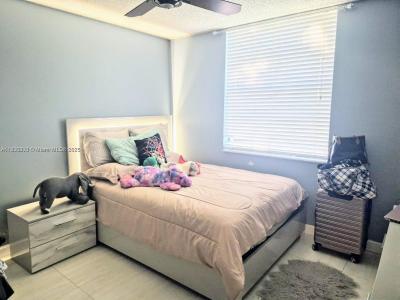 7320 NW 18th St 204, Margate, Florida 33063, USA