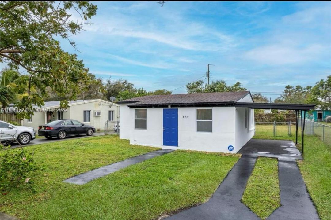 425 NW 14TH WAY, Fort Lauderdale, Флорида 33311, Соединенные Штаты