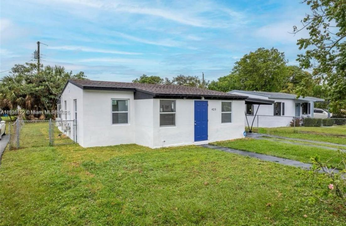 425 NW 14TH WAY, Fort Lauderdale, Флорида 33311, Соединенные Штаты