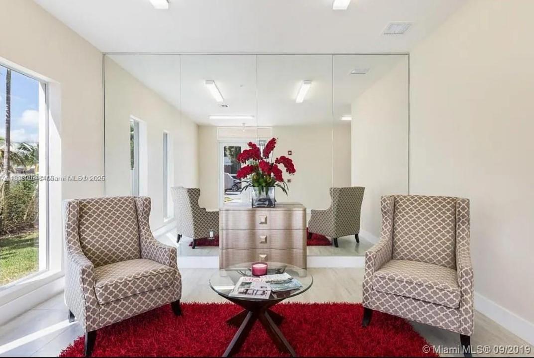555 E Dania Beach Blvd 5, Dania Beach, Flórida 33004, Estados Unidos