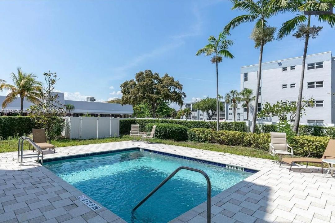 555 E Dania Beach Blvd 5, Dania Beach, Flórida 33004, Estados Unidos