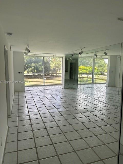 3503 Oaks Way 212, Pompano Beach, פלורידה 33069, ארצות הברית של אמריקה