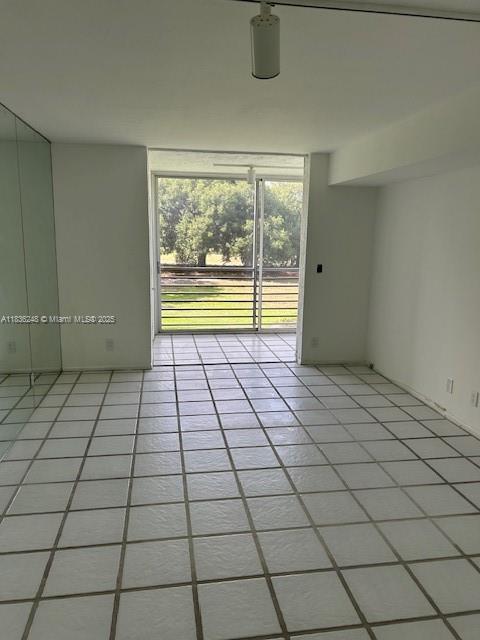 3503 Oaks Way 212, Pompano Beach, פלורידה 33069, ארצות הברית של אמריקה