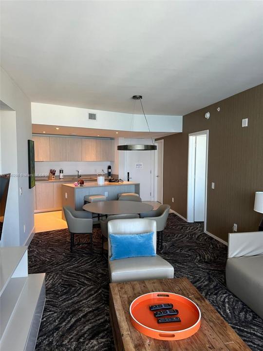 4111 S Ocean Dr 2004, Hollywood, Florida 33019