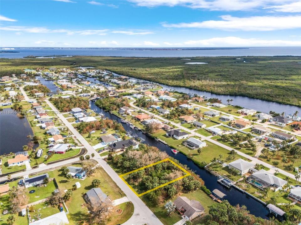 18786 ASHCROFT CIR, Port Charlotte, 佛羅里達州 33948, 美國
