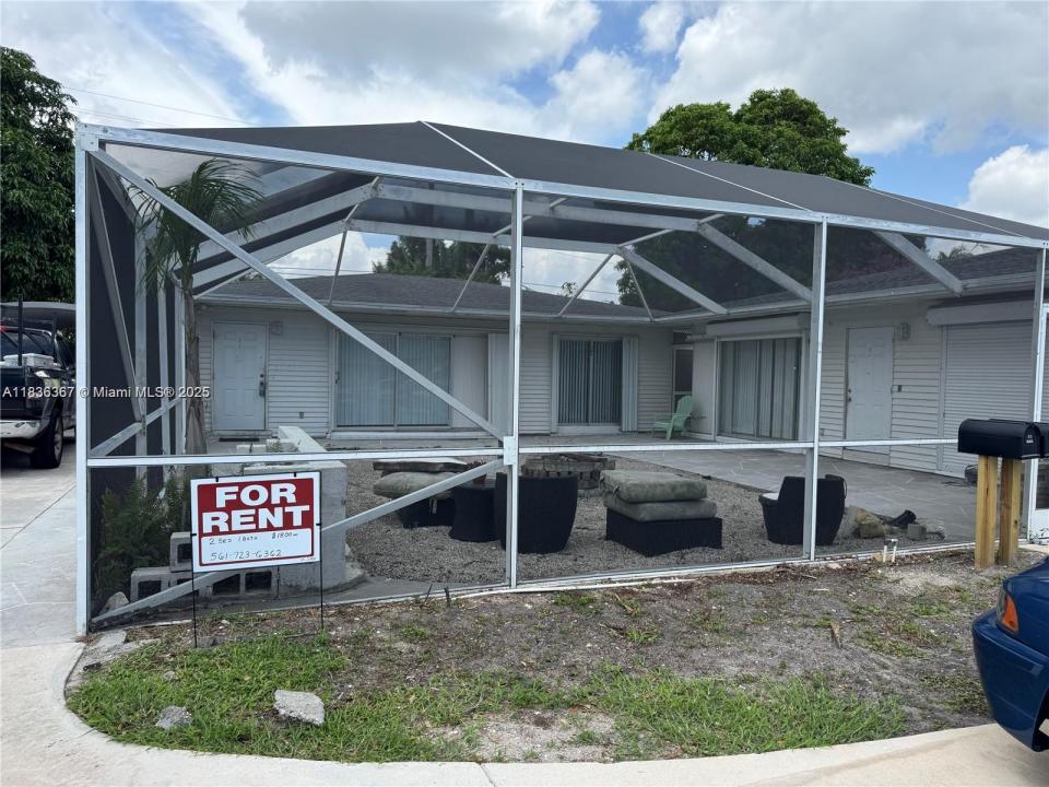 411 Northlake A, North Palm Beach, Florida 33408, USA