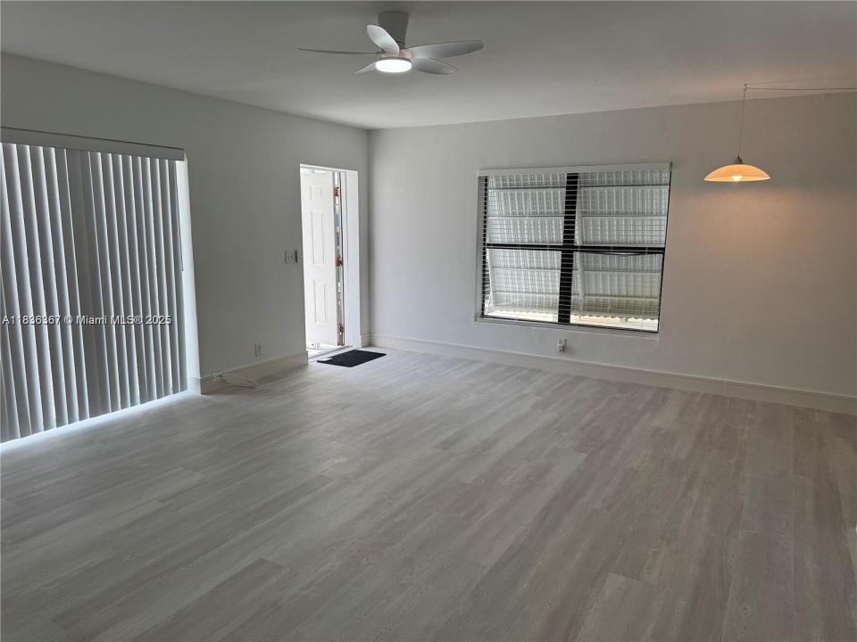 411 Northlake A, North Palm Beach, Florida 33408, USA