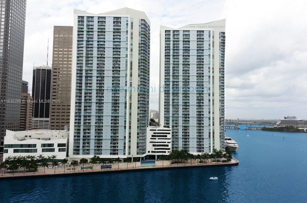 335 S Biscayne Blvd 2006, Miami, Флорида 33131, Соединенные Штаты