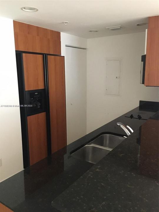 335 S Biscayne Blvd 2006, Miami, Флорида 33131, Соединенные Штаты