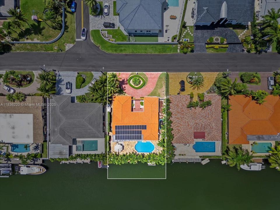 3220 NE 164th St, North Miami Beach, Florida 33160