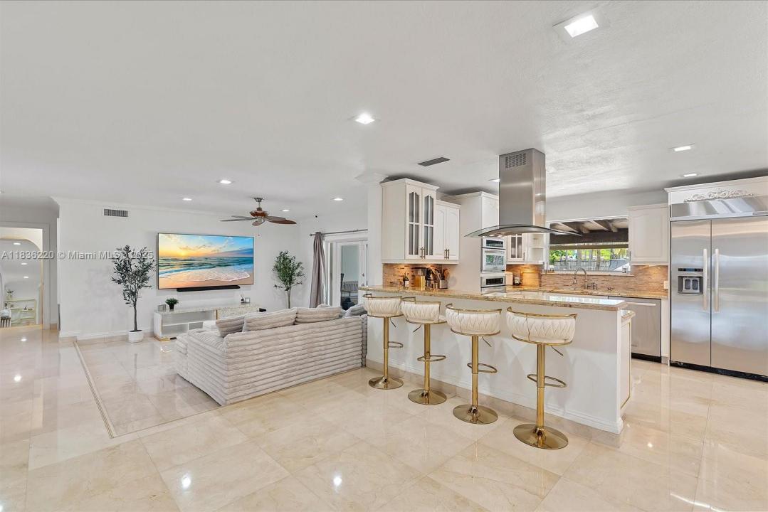 3220 NE 164th St, North Miami Beach, Florida 33160