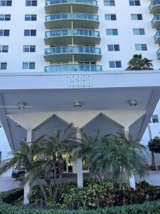 19380 Collins Ave 1402, Sunny Isles Beach, Florida 33160, USA