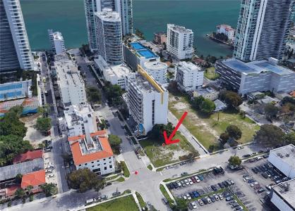 2939 NE 4th Ave, Miami, Florida 33135, USA