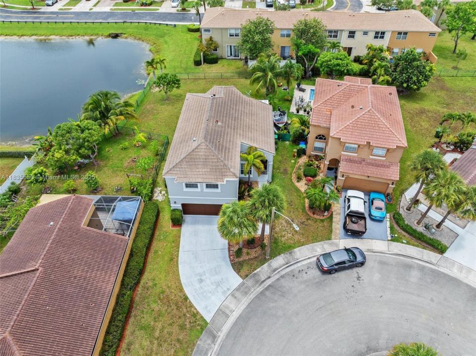 15376 NW 14th Mnr, Pembroke Pines, 플로리다 33028, 미국
