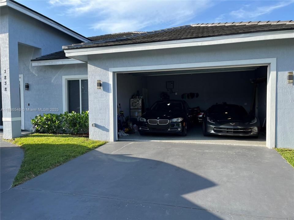 3838 NW 5th Ct, Lauderhill, Floride 33311, États-Unis