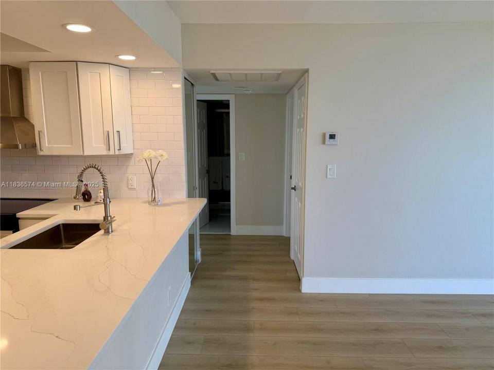 20335 W Country Club Dr 1203, Aventura, Flórida 33180, Estados Unidos