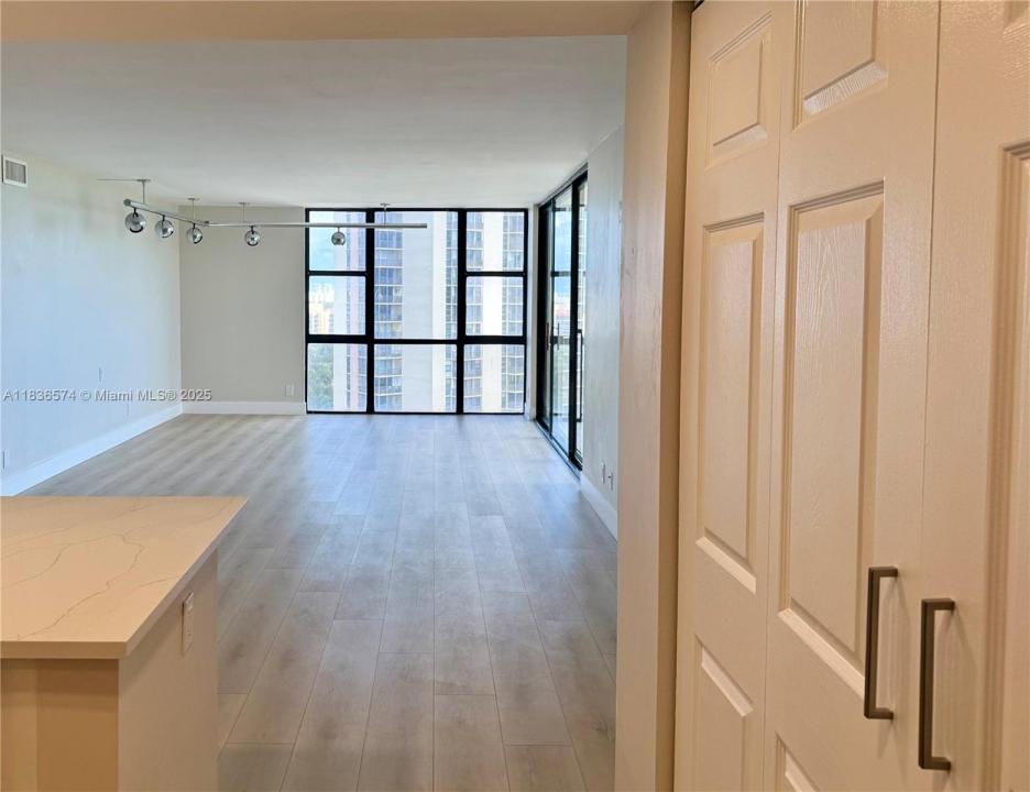 20335 W Country Club Dr 1203, Aventura, Flórida 33180, Estados Unidos