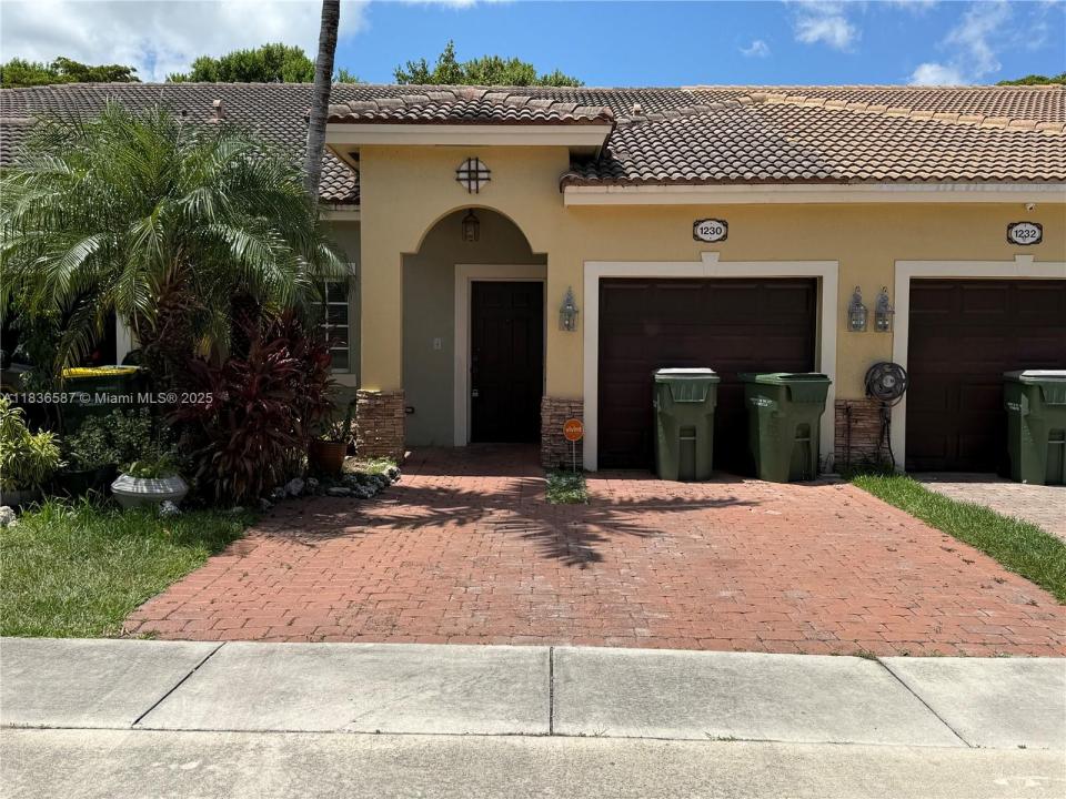 1230 NE 32nd Ave, Homestead, Florida 33033, Estados Unidos