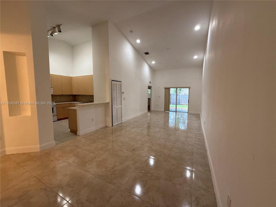 1230 NE 32nd Ave, Homestead, Florida 33033, Estados Unidos