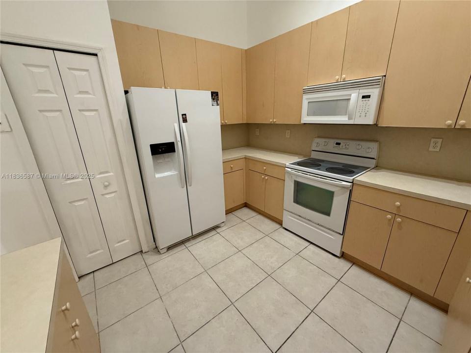 1230 NE 32nd Ave, Homestead, Florida 33033, Estados Unidos