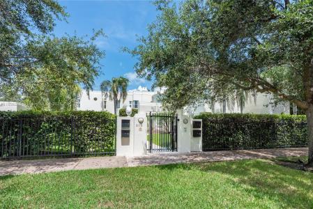 602 Malaga Ave B, Coral Gables, Florida 33134, USA