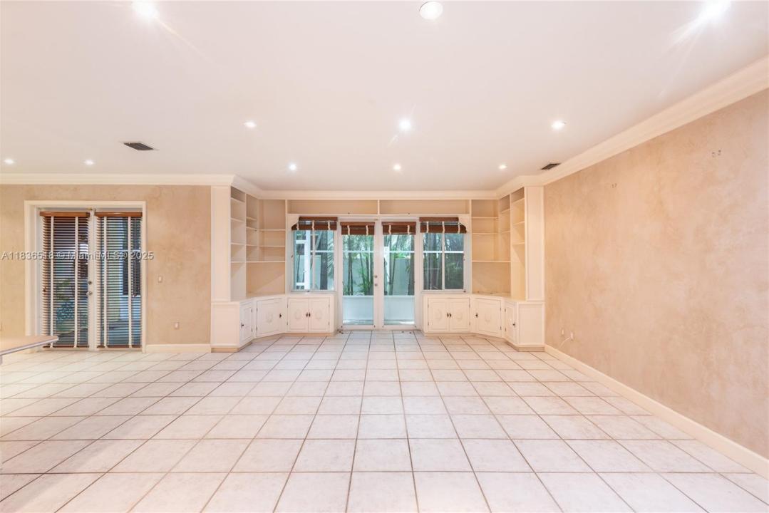 602 Malaga Ave B, Coral Gables, פלורידה 33134, ארצות הברית של אמריקה