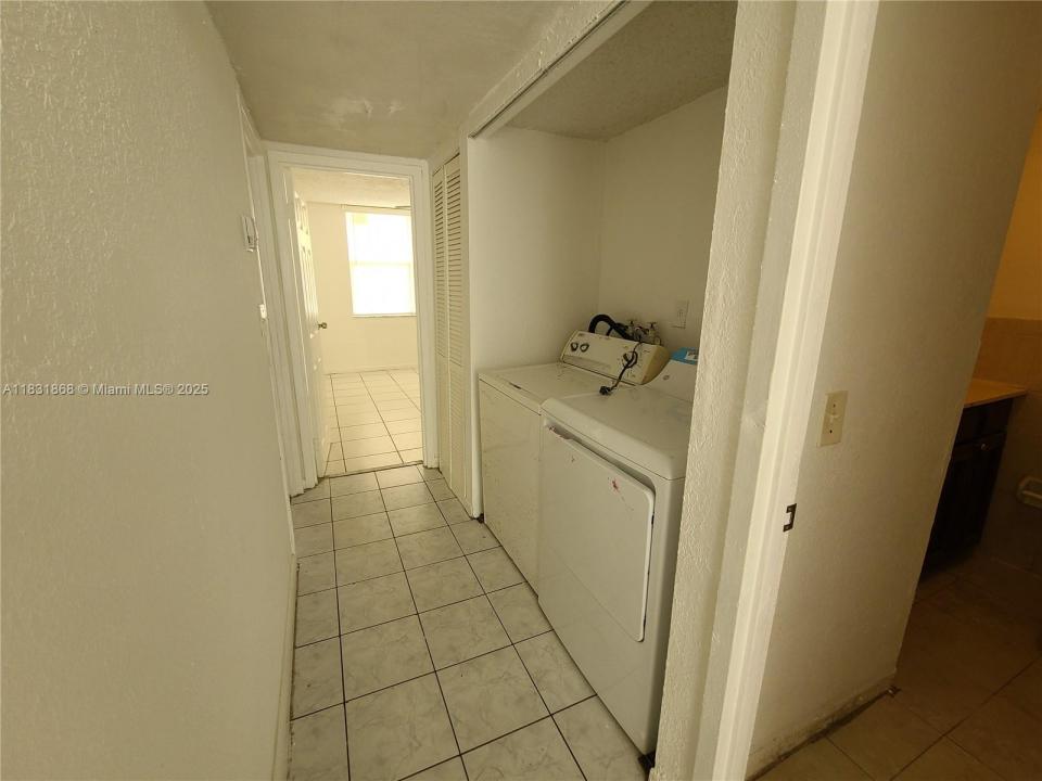 1750 NW 55th Ave 103, Lauderhill, Florida 33313