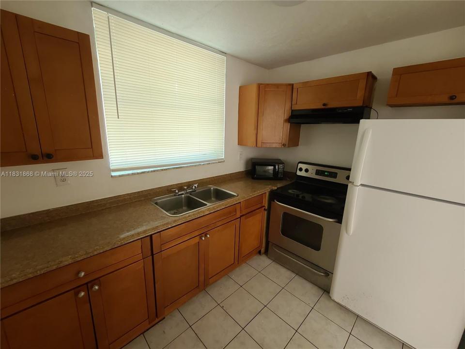 1750 NW 55th Ave 103, Lauderhill, Florida 33313