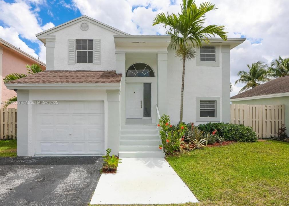 3749 NW 107th Way 3749, Sunrise, Florida 33351, USA