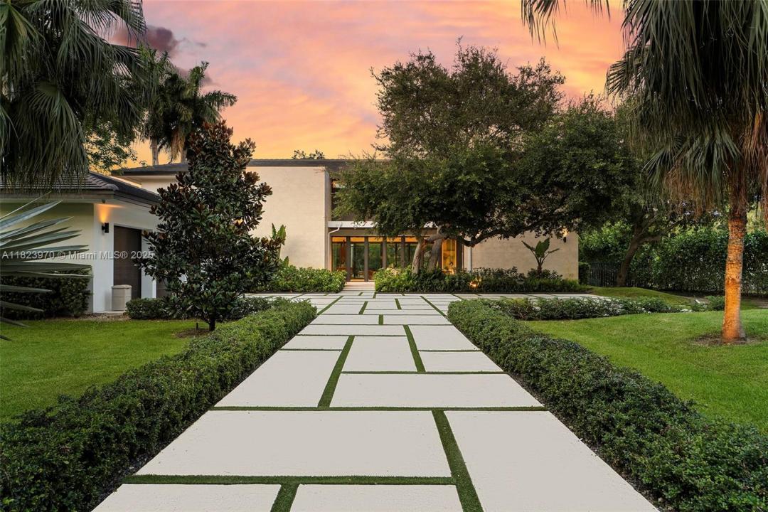 8875 SW 61st Ct, Pinecrest, Florida 33156, Estados Unidos
