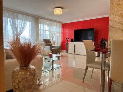 430 Golden Isles Dr 504, Hallandale Beach, Florida 33009, USA