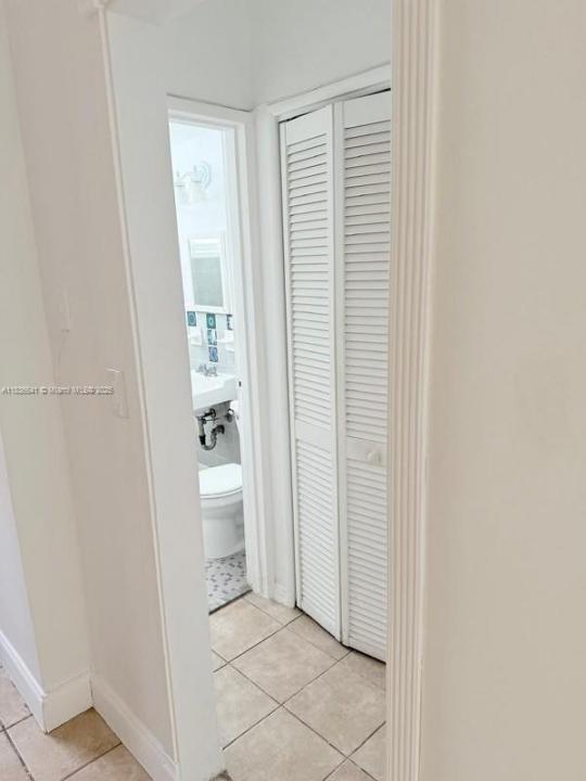 620 76th St 6, Miami Beach, Florida 33141, Stati Uniti