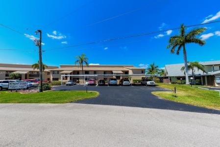 3708 SE 12th Ave 104, Cape Coral, Florida 33904, USA